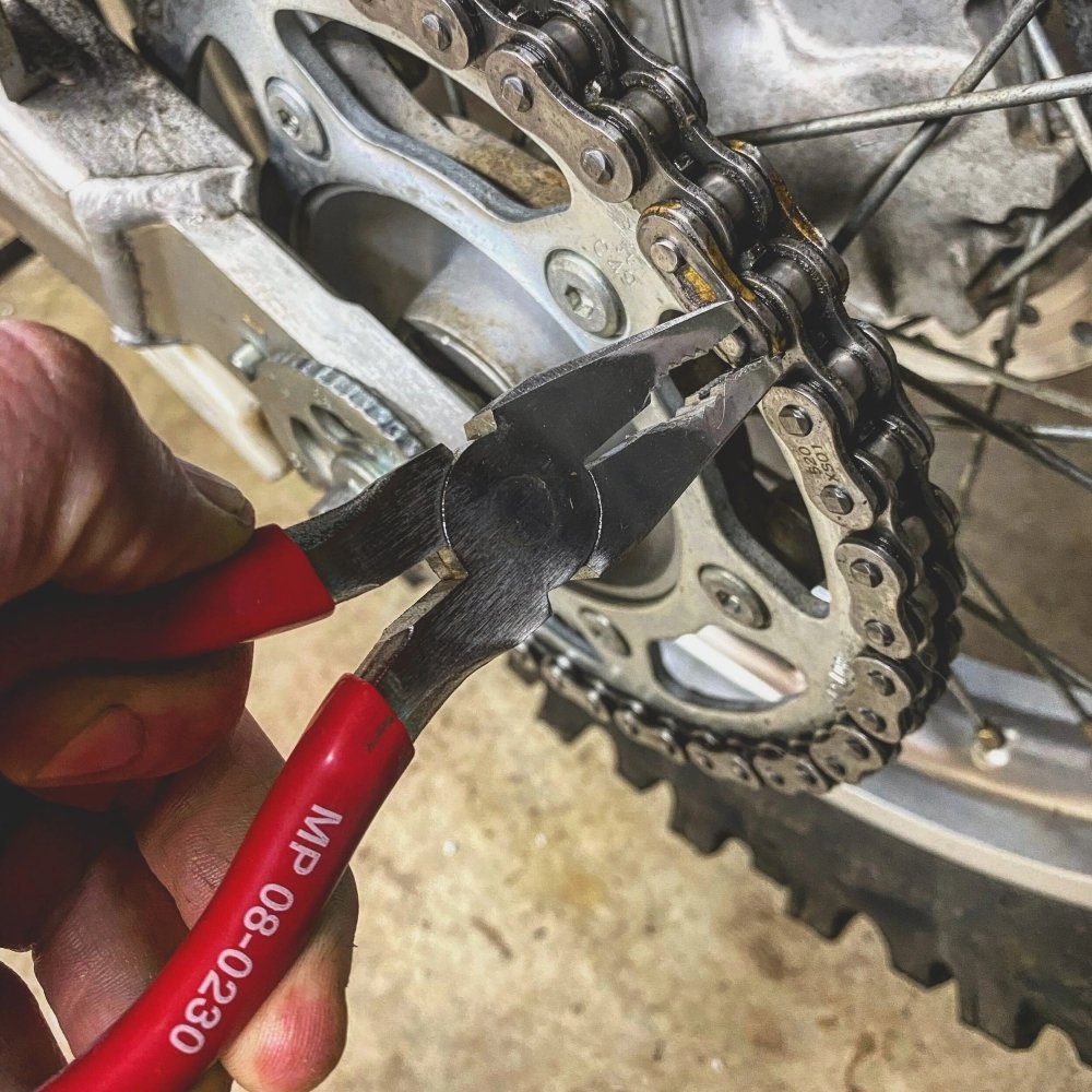 Master Link Clip Pliers