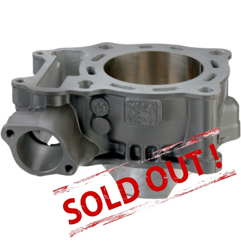 Цилиндр двигателя