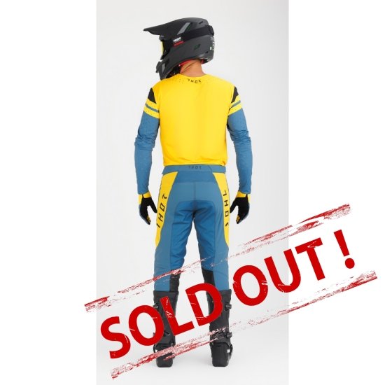 Prime rival Teal Yellow