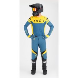 Prime rival Teal Yellow