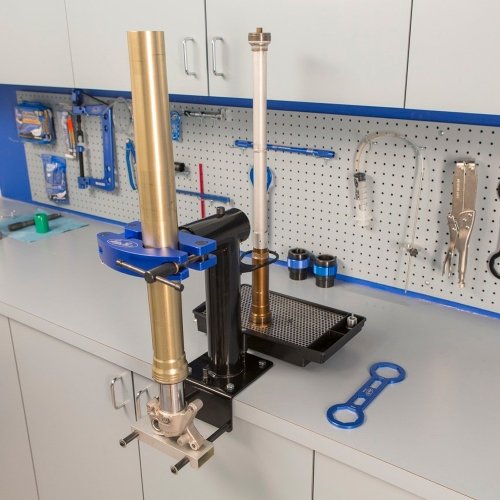 Pivot Suspension Vise