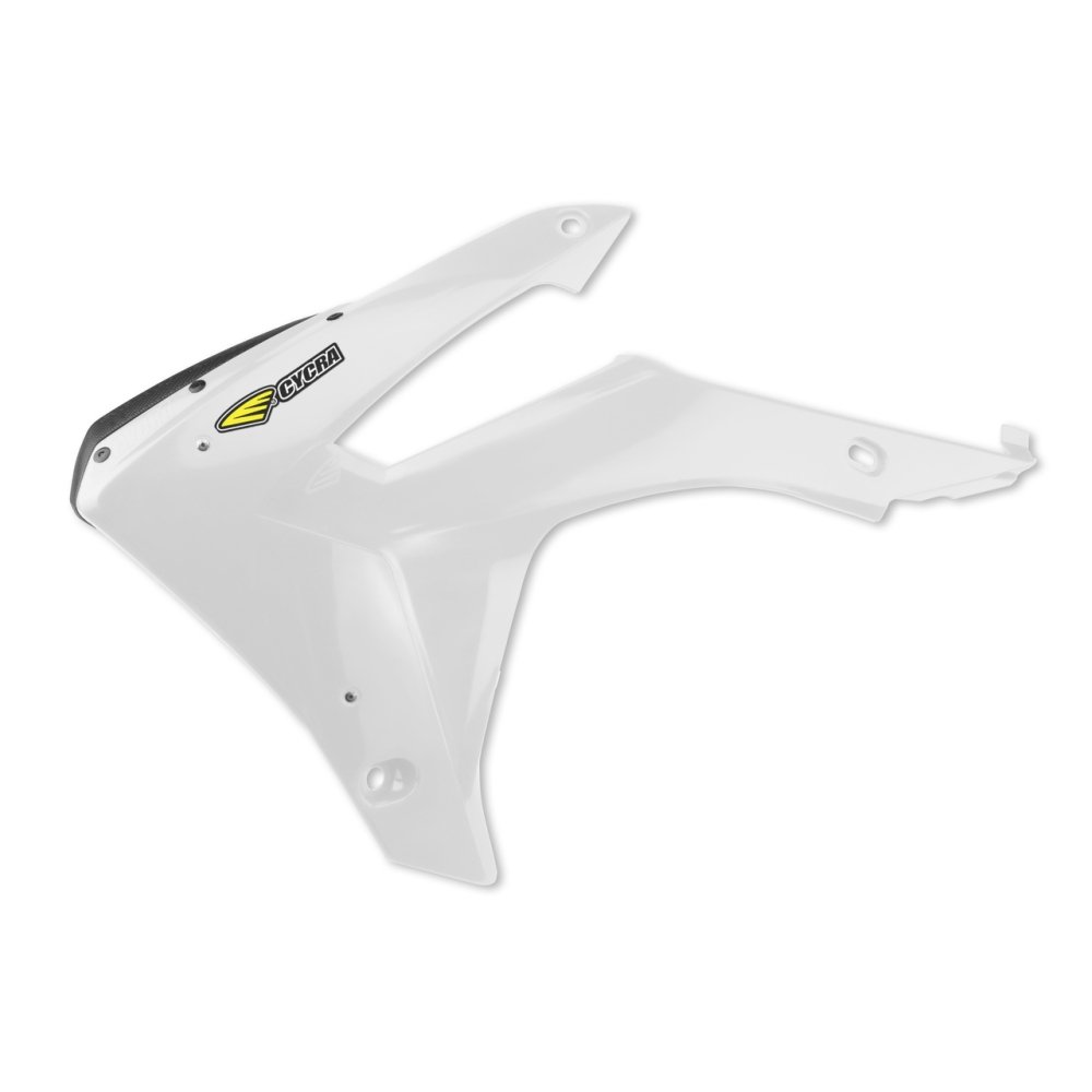 Передний боковой пластик